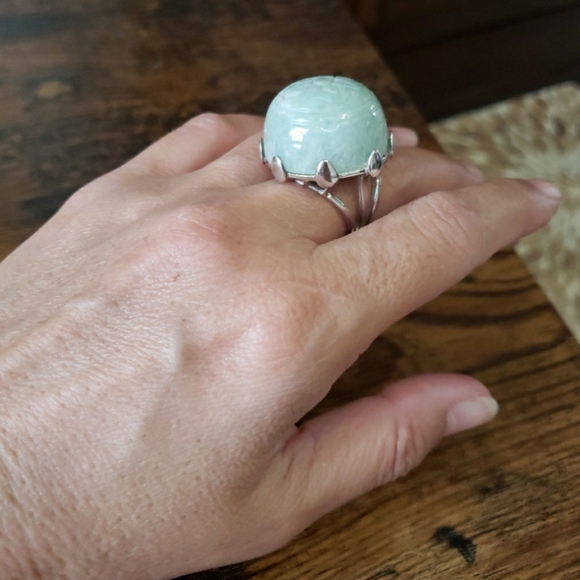 Jade Ring - Picture 6 of 7